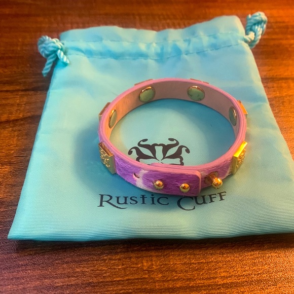 Rustic Cuff - Purple Giraffe - Adult Size - Picture 2 of 2